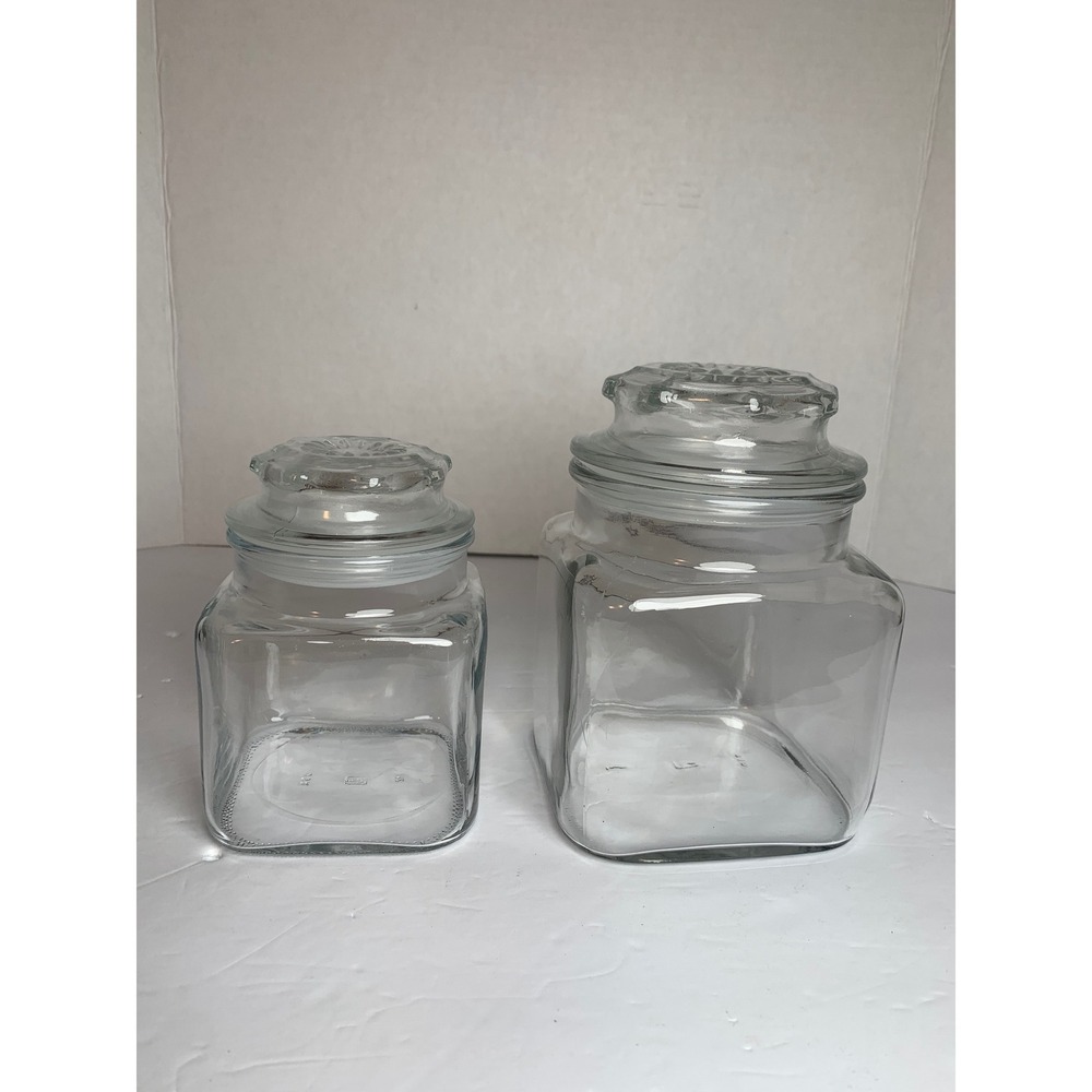 Vintage Anchor Hocking Clear Glass Square Apothecary Jars Starburst Lids Set/2